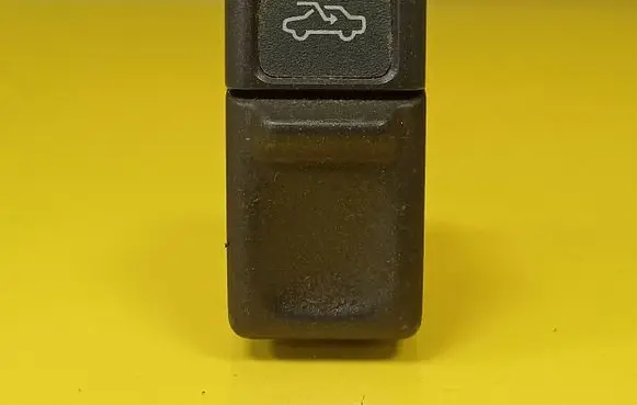 Volvo C70 Sunroof switch 9162950