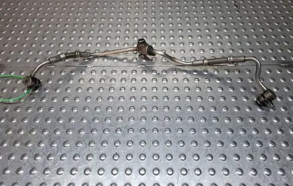 BMW 5 E60 E61 Turbo turbocharger oiling pipe/hose S26371702 7562797 7562798
