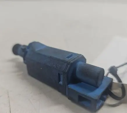 Volkswagen Golf III Brake pedal sensor switch 1H0927189