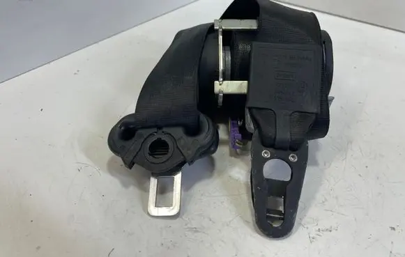 Audi Q7 4L Front seatbelt 606727200