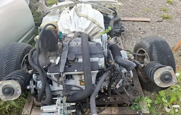 Volvo XC70 Engine 1236845 2728447 B5244T3