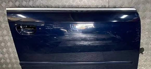 Audi A4 S4 B7 8E 8H Front door AUDIA4 A4B6 HAMU4079754