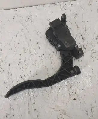Audi A6 S6 C6 4F Accelerator throttle pedal 4F1723523B 6PV00898406