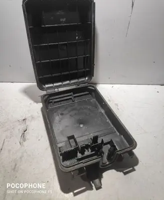 Volkswagen PASSAT B5 Fuse box set 8D0927355A
