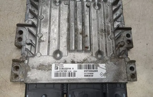 Renault Scenic III - Grand scenic III Engine control unit/module S180153104A 237102426R