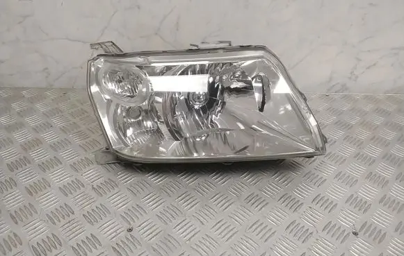 Suzuki Grand Vitara II Headlight/headlamp 10059076