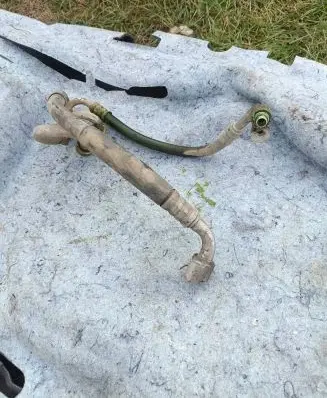 Air conditioning (A/C) pipe/hose