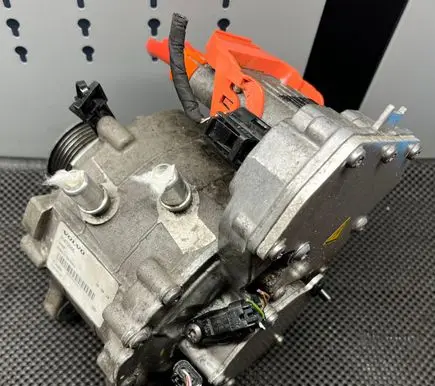 Volvo V60 Generator/alternator 31473906