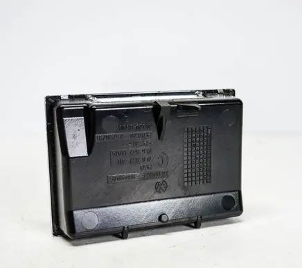 Volkswagen Touareg I Car ashtray