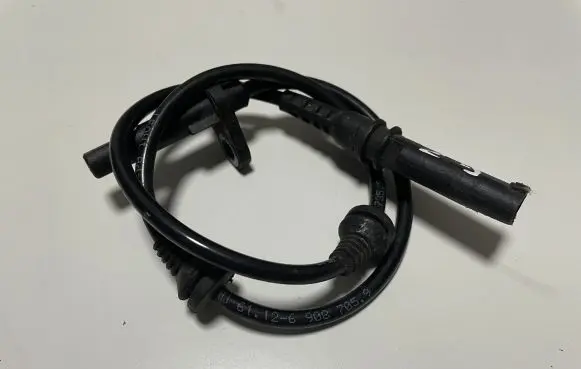 BMW X6 F16 ABS brake wheel speed sensor 6771776