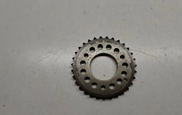 BMW 7 G11 G12 Timing chain sprocket 7568821 11417568821