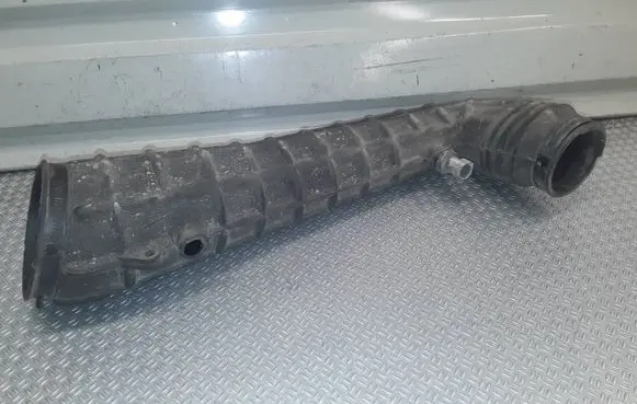 Ford Explorer Air intake duct part F67e9r504aa