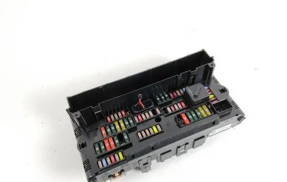 BMW 6 F12 F13 Fuse module 9252815