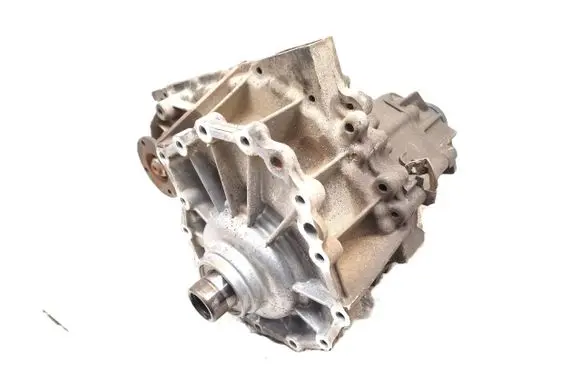 Nissan Pathfinder R51 Gearbox transfer box case EA700