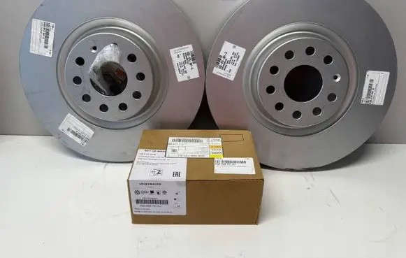 Audi A3 S3 8V Brake discs and calipers set 5Q0615301G 5Q0698151AJ