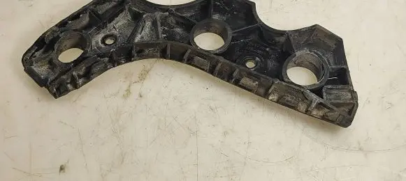 Volkswagen PASSAT CC Front bumper mounting bracket 3C8807184A