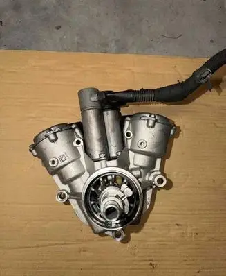Hyundai i30 Clutch slave cylinder 438102D005