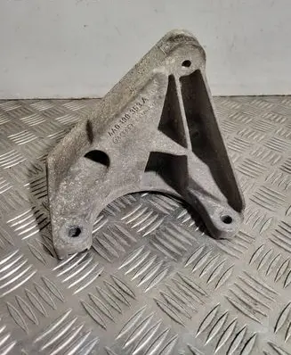 Audi A6 S6 C4 4A Engine mounting bracket 4A0199353A