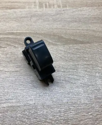Nissan Primera Electric window control switch 25411AV600