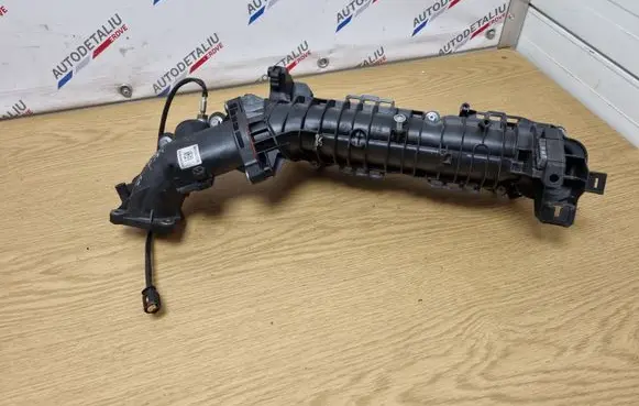 BMW 1 F20 F21 Intake manifold 7807991