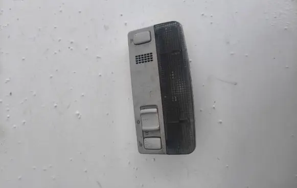 Skoda Fabia Mk1 (6Y) Front seat light 3B0947105C