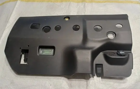 Porsche Cayenne (92A) Dashboard lower bottom trim panel 7P5815174C