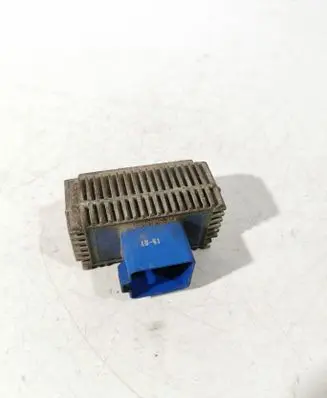 Opel Meriva A Glow plug pre-heat relay 55353011