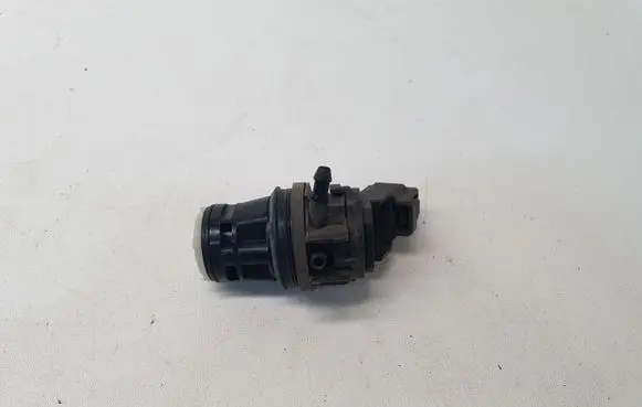 Toyota Prius+ (ZVW40) Windscreen/windshield washer pump 8533060180