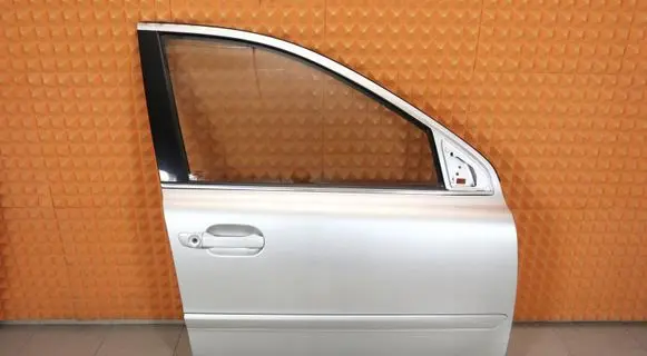 Volvo XC90 Front door