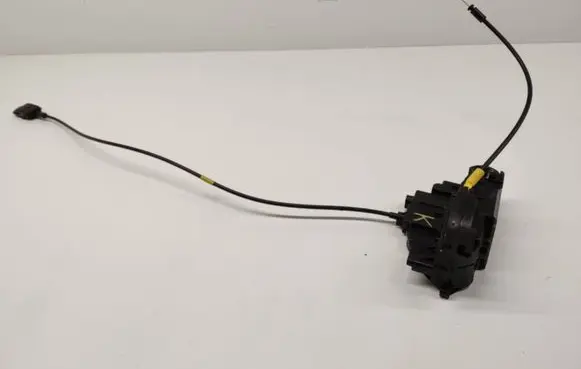 Mercedes-Benz Citan W415 Front door lock 8200497579F
