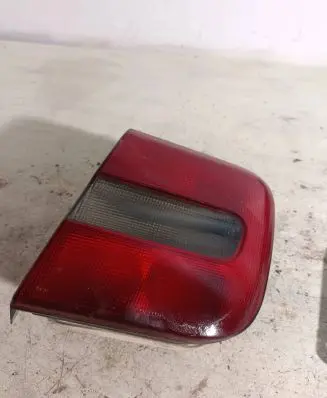 Volvo S70 V70 V70 XC Tailgate rear/tail lights 9157009