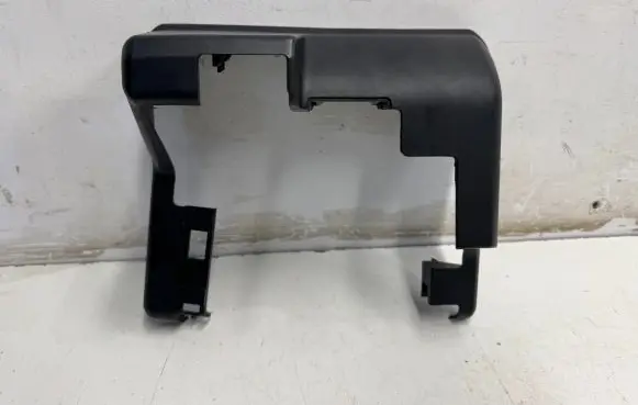Audi Q7 4M Rear seat rail trim cover 4M0883689A