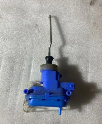Audi A6 S6 C4 4A Central locking vacuum pump 893862153C
