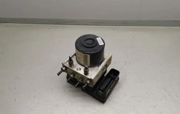 Toyota Yaris ABS Pump 895410D040 445100D031