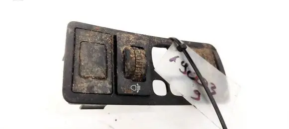 Toyota Avensis T250 Headlight level height control switch 8415205050 84152-05050