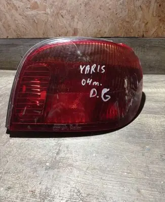 Toyota Yaris Rear/tail lights