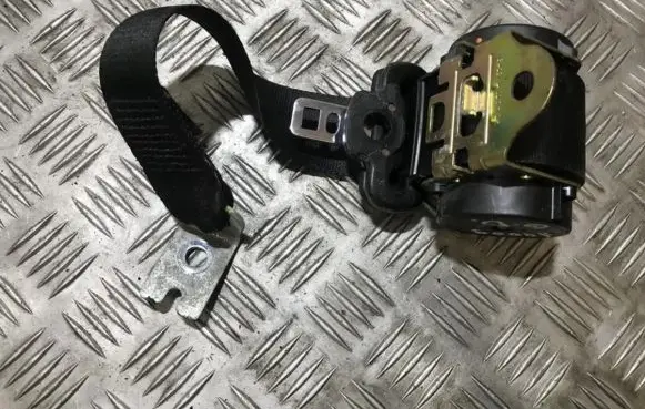 Ford Fiesta Rear seatbelt 2s64a611b68ad 2s64-a611b68-ad