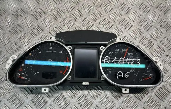 Audi A6 S6 C6 4F Speedometer (instrument cluster) 4F0920983G