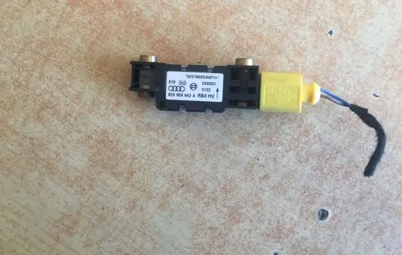 Audi A4 S4 B6 8E 8H Airbag deployment crash/impact sensor 8E0959643A