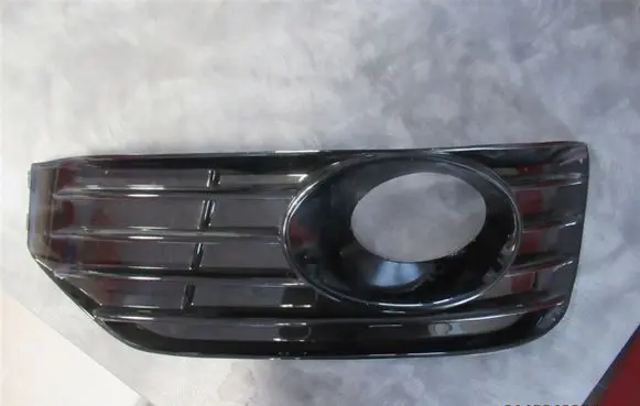 Volkswagen Multivan T5 Front fog light trim/grill 