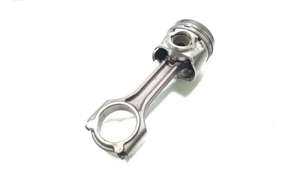 KIA Rio Piston with connecting rod 