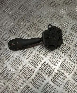 BMW 3 E46 Indicator stalk 8363668