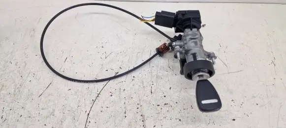 Chrysler Pacifica Ignition lock 04686863A 04685719AB