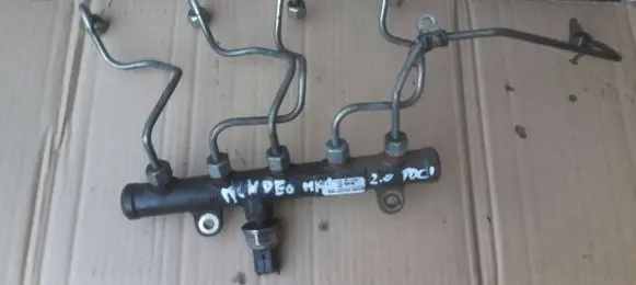 Ford Mondeo MK IV Fuel main line pipe
