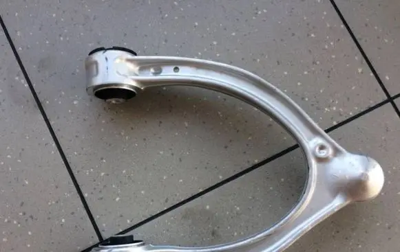 Mercedes-Benz GLC X253 C253 Front control arm A2053305601