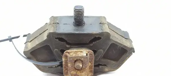 Mercedes-Benz COMPAKT W115 Gearbox mount