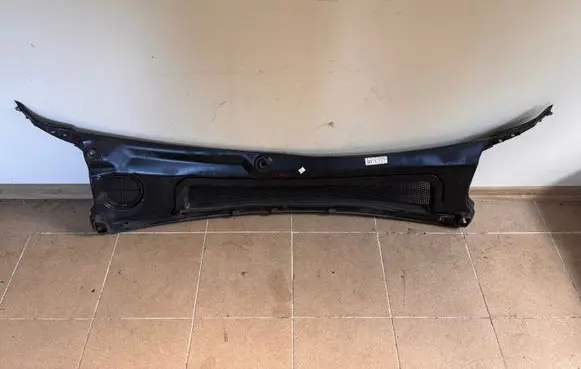 Jeep Grand Cherokee WL Wiper trim 68361992AB
