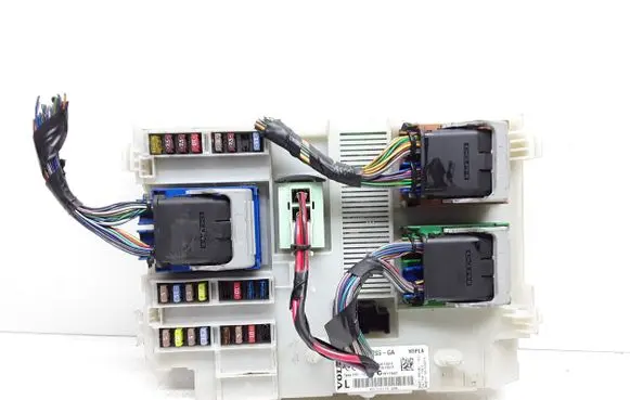 Volvo S60 Fuse module 31314116 31314116AA BG9T14C256GA