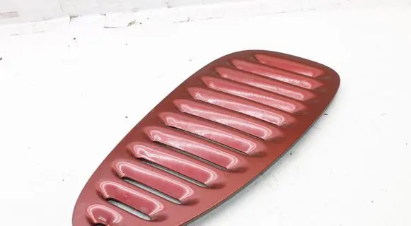 Jaguar XK8 - XKR Quarter panel pressure vent HJB6371AA