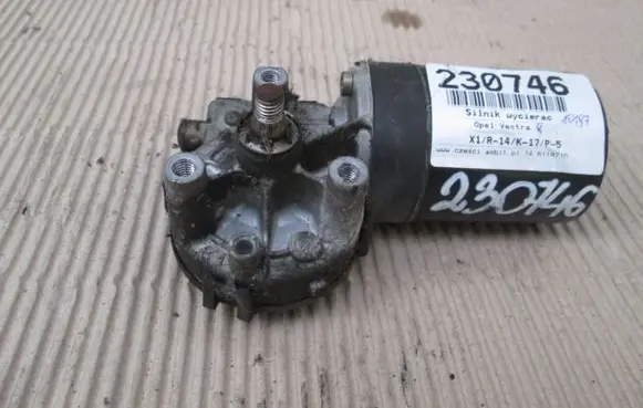 Opel Vectra B Front wiper linkage and motor